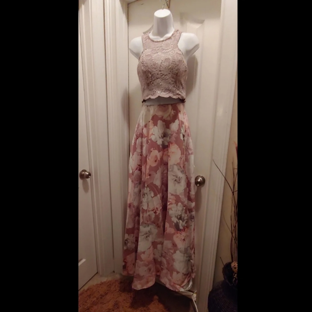 2 piece Windsor Gown